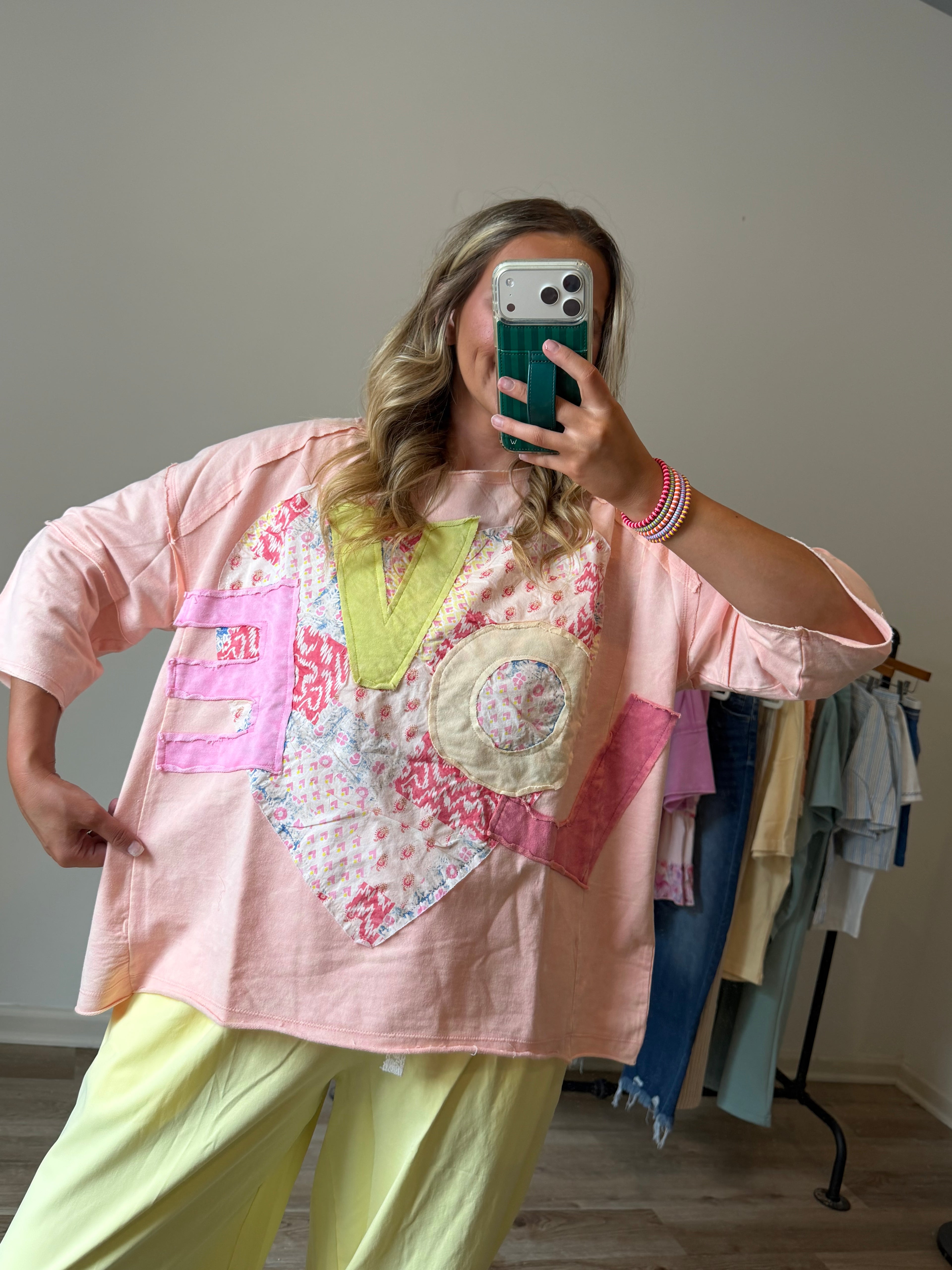 color joy tee