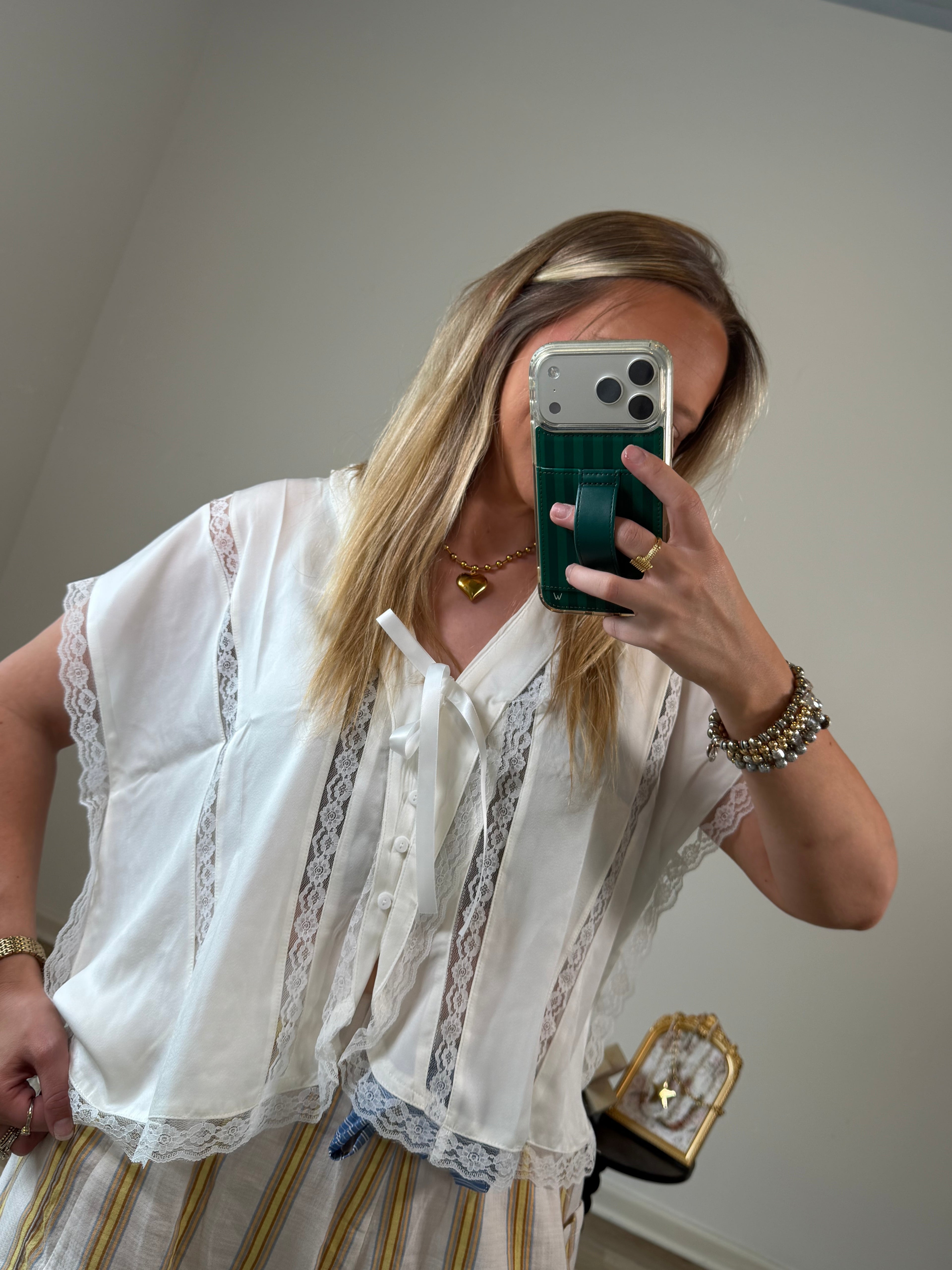 lace wonders top
