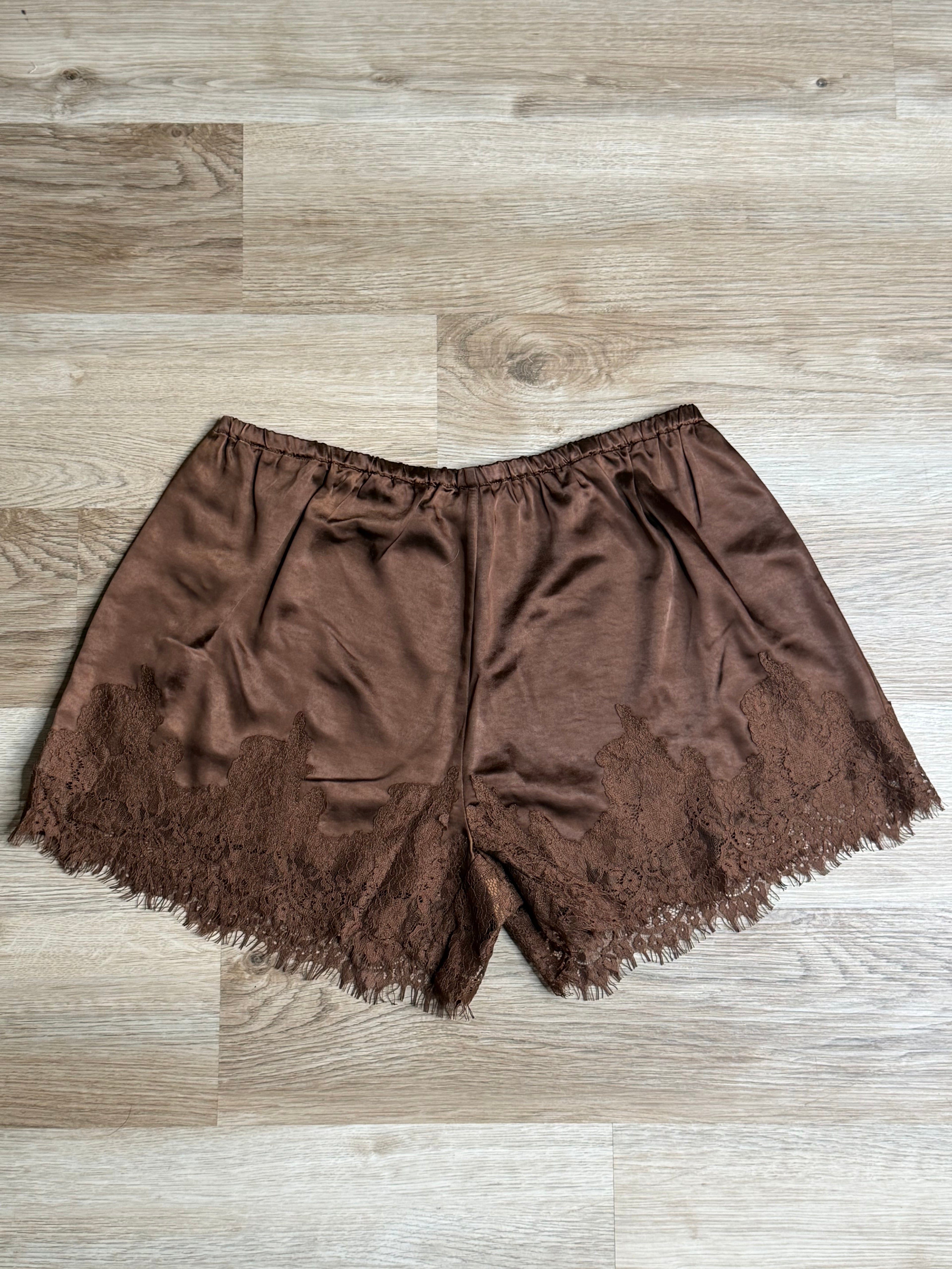 chocolate lace shorts