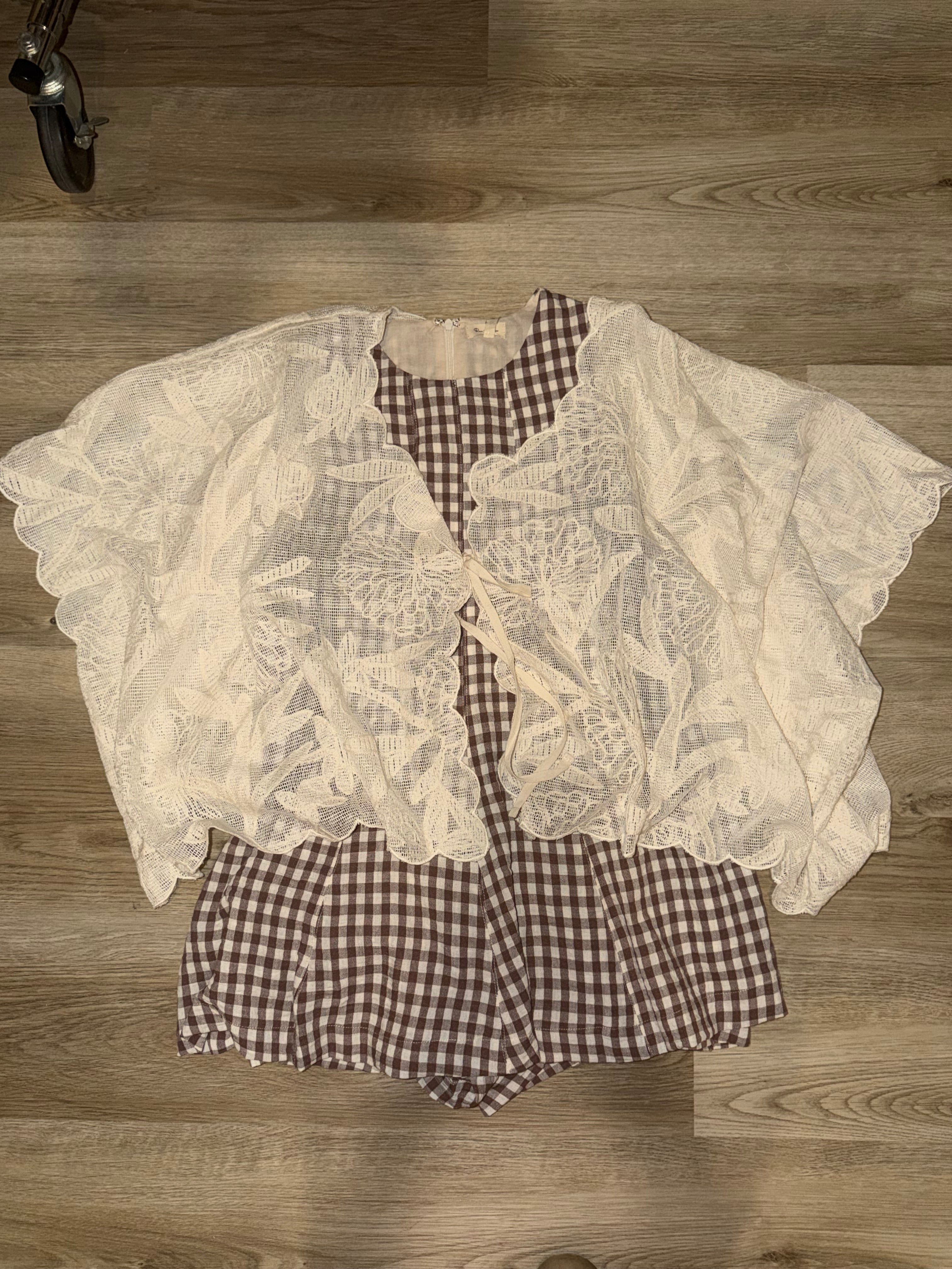 botanical lace tie front top